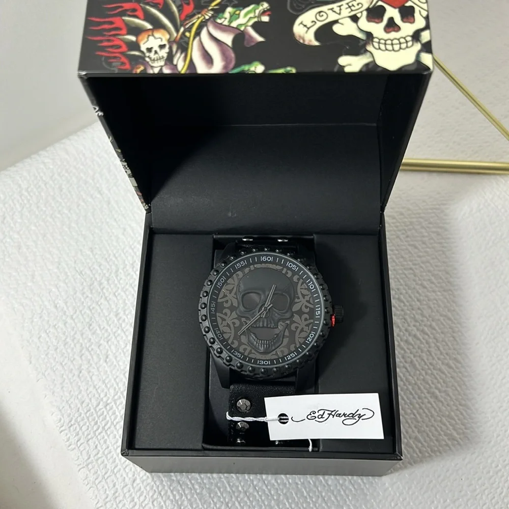 Ed‎ Hardy Skull Watch. Men's Matte Black Leather Strap Analog Watch